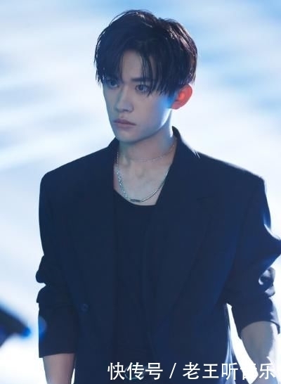  上线|亚洲级选秀综艺将上线，拟邀易烊千玺和周杰伦成导师，熬夜也都追起来啊