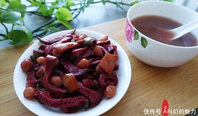 爽脆|腌好的心里美萝卜,爽脆有韧性,颜色也美,吃起来特爽快