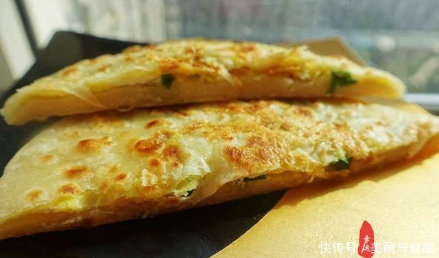 鸡蛋|三种不同的鸡蛋饼,制作方法各异,您更喜欢哪一种