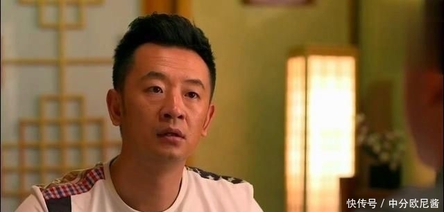 不弃|44岁的黄海波如今怎么样了？当年“出事”后，幸好有她不离不弃