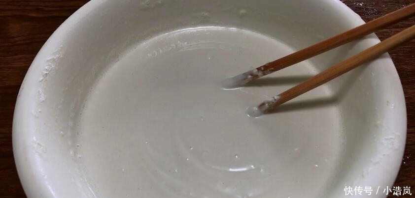 油炸|糯米粉别用油炸了,筷子搅一搅,不加一滴水,吃着不腻特别香