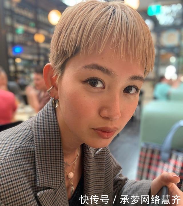 运动服|早秋穿什么?今年流行什么?运动服也能这么时髦你知道吗?