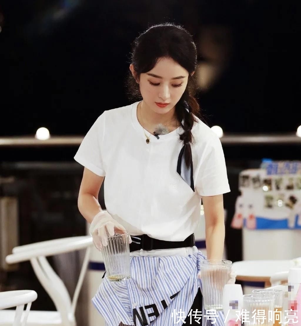 赵丽颖|黄晓明今年上《中餐厅》大变样,为赵丽颖解围,情商快赶上黄渤了