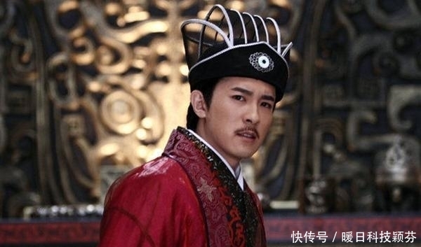 忠臣|皇帝临死前刚写好遗诏, 被冲进来的大臣撕碎, 皇帝不怒反赞: 忠臣