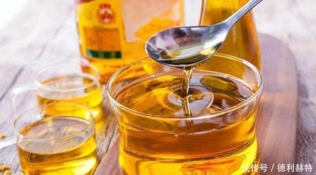菜籽油|常见6种食用油,大豆油、菜籽油、玉米油哪个好?贵的就是好油?