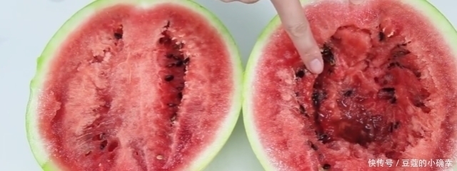 中薪|靓妹用7块钱买了一个西瓜,一刀劈开那一刻,发现被坑了