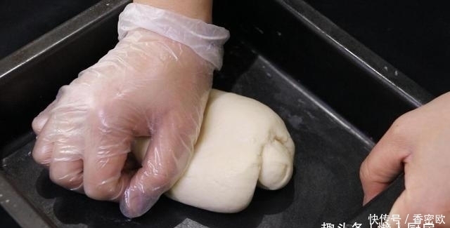 外皮|在家不出门,教你红薯饼的新做法,外皮酥的掉渣,看到它口水直流