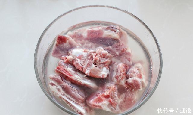 白肉|秋季还数这汤最养人,做法简单无需任何技巧,汤白肉烂鲜美无比!