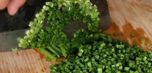  鸡蛋|韭菜鸡蛋饺子馅怎么调？关键放什么调料，很多人不知，难怪不鲜香