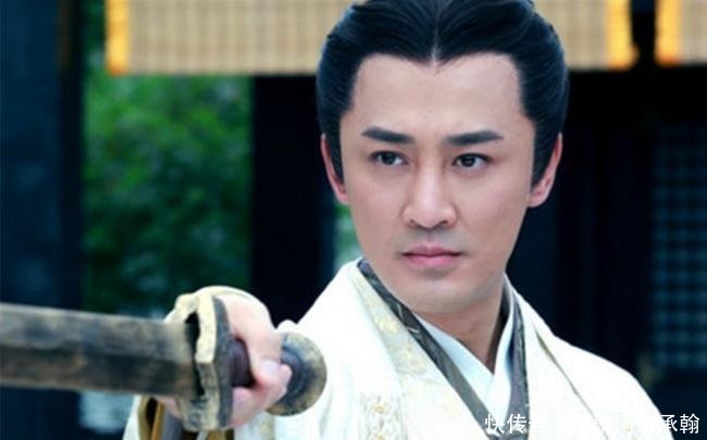 车轴|大臣去见皇帝，出门时车轴断了，前去送他的百姓都掉下了泪！