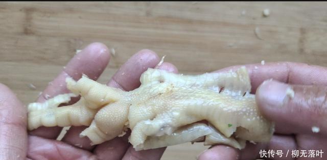 享受|教你做无骨鸡爪,酸辣辣的,没有骨头的一口,真的很享受