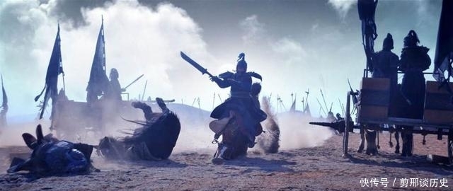  带着|三国魏国最大的老虎，不是司马懿，而是他，曹操曹丕都不敢动他