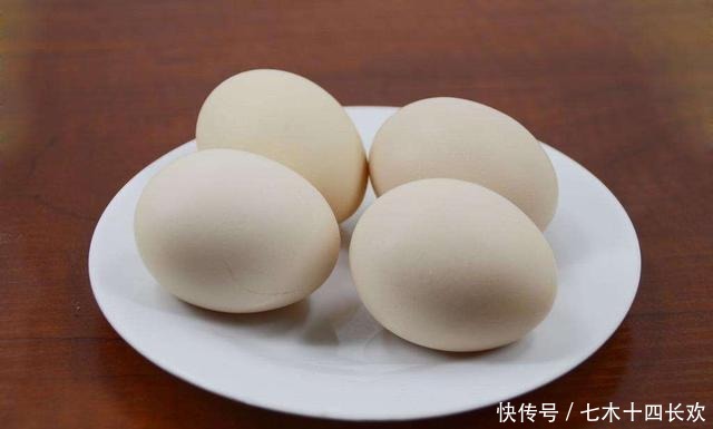 造假|现在还能买到假鸡蛋?看准这几点,鸡蛋个头大味道新鲜