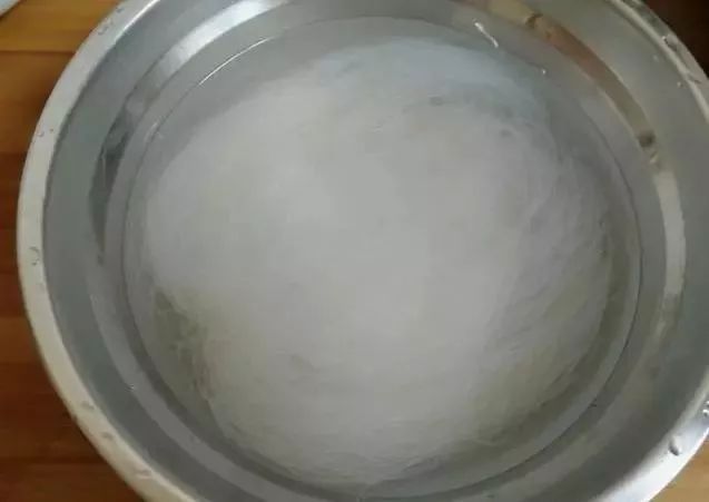 丝瓜|丝瓜非常好吃的做法,不用炒不做汤,好吃又下饭