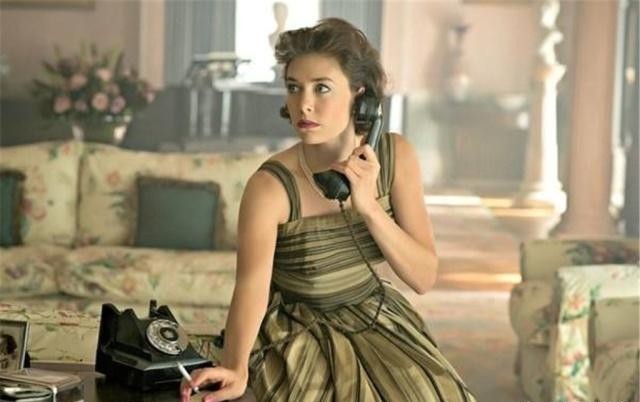 索菲娅|世界史：1682年伊凡和彼得共同加冕称帝，登上特别制作的双座王位