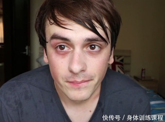 最辣|世界最辣的辣条,一盒里面只有一根,挑战者吃完后被送去洗胃