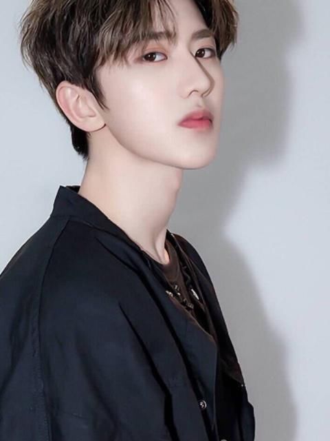  泪目|百分九闪现《跑男》，谁注意到蔡徐坤的反应李晨5字令粉丝泪目