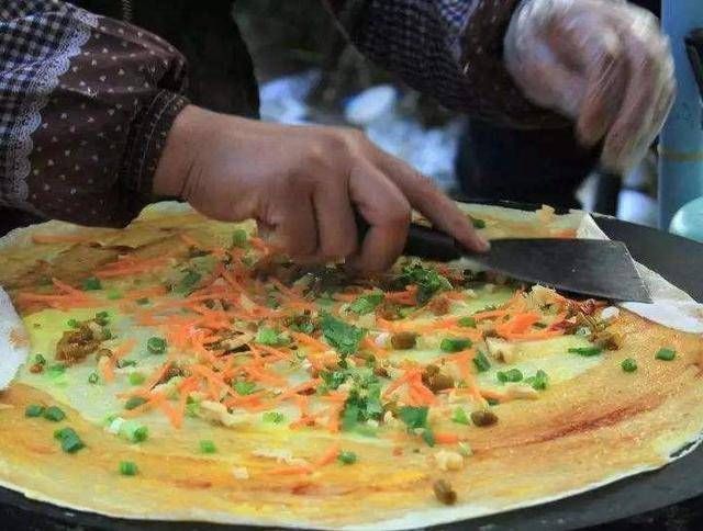  煎饼|有这三种特色的煎饼又酸又香