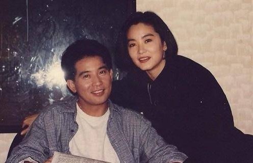 混血|林青霞继女罕见曝光,素颜出镜穿着朴素,一脸“混血风”!