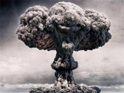 美国|美国向日本投下2颗原子弹,但都避开了东京,只因有个人住在这里