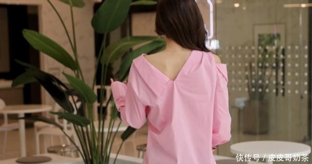 别致|身穿牛仔裤的孙允珠尽显青春姿态,美得别致有气质