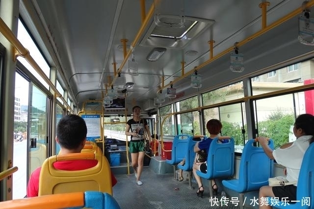 流掉|公交上只因孕妇没让座,大妈直言“迟早会流掉”,孕妇反击太解气