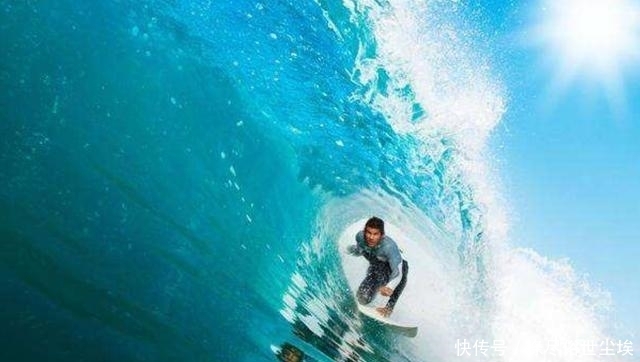 冲浪|综艺《夏日冲浪店》取景地:水质超清澈,海水平均温度26.5℃