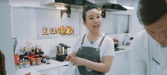 冤不冤|《中餐厅4》赵丽颖被骂冤不冤看看秦海璐的表现,就知道答案了