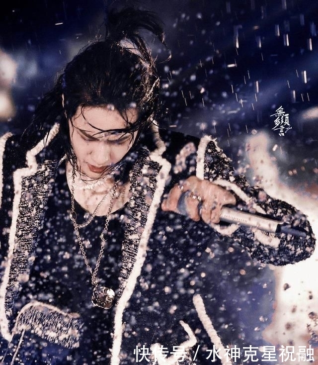 游戏|录制快本做游戏,王一博稳稳当当挂在柱子上,原来是它的功劳