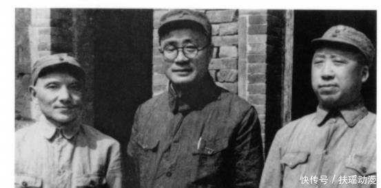 彭德怀|林彪说他资格够被授予元帅！他是人民军队创建者之一，后却无军衔！