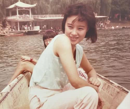  朱曼芳凭借|母亲是著名演员，20年后女儿成国际影星，入选“全球最美的50人”