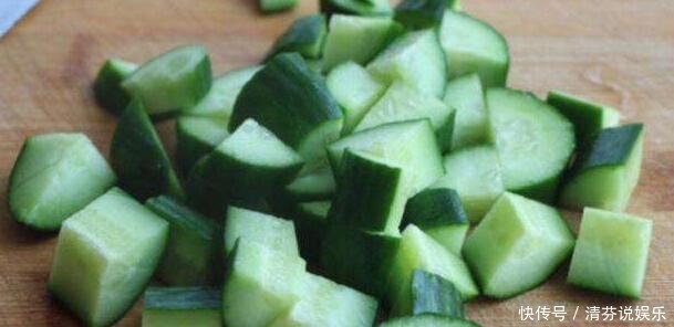  西红柿|黄瓜不能和西红柿一起吃营养师辟谣夏季多吃些，对身体有好处