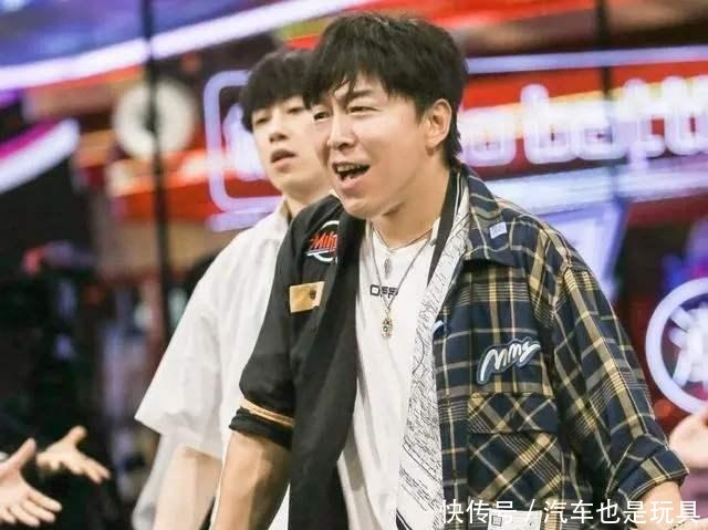 难显|《街舞3》大神偷懒纷纷抱团“划水”过关,三个问题难显冠军相