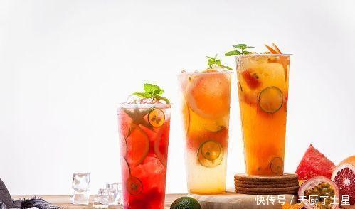 些奶茶店为|这三种奶茶万万不可点,价格很贵又不安全,店员都不喝