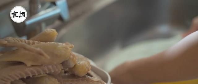 比买|烟熏鸭翅膀在家自制,比买的好吃,做了20个我吃了10个,实在美味