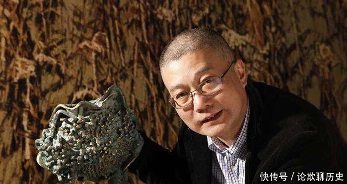 带有|美院院长许江，油画2位织布女带有古典风格，估价60到80万元