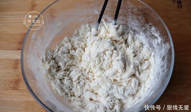 油酥|面粉别做油条了,教你好吃的做法,不用烤不油炸,出锅瞬间被扫光