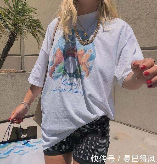 金链|“大金链”重回时尚巅峰!配上它洋气又吸睛,时尚达人都爱不释手