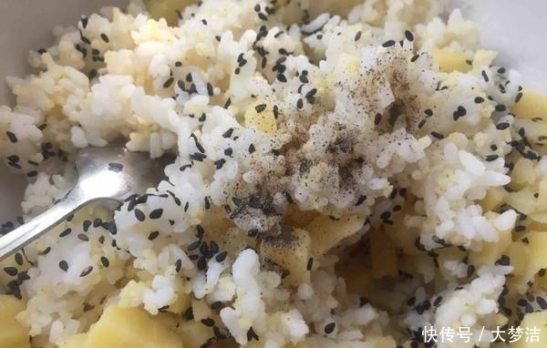 咸鸭蛋|这叶子浑身是宝,可惜很多人不懂得怎么吃,吃过之后,回味无穷!