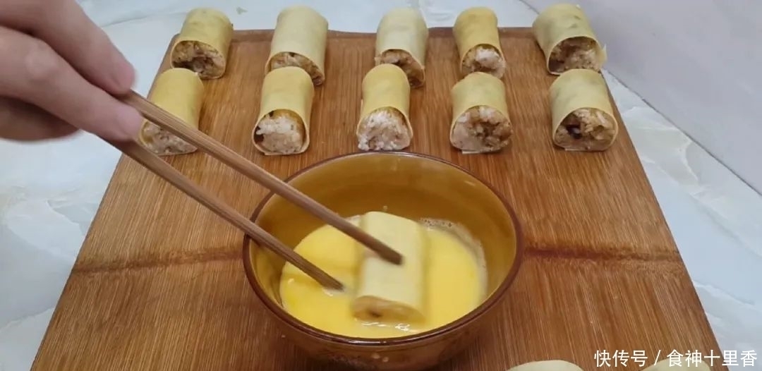 孩子|糯米又出新吃法,加2把红枣,个个焦脆又软糯,出锅孩子抢着吃