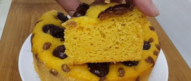 蛋糕|玉米面又出新吃法,教你简单一做,做法比面包简单,比蛋糕都好吃