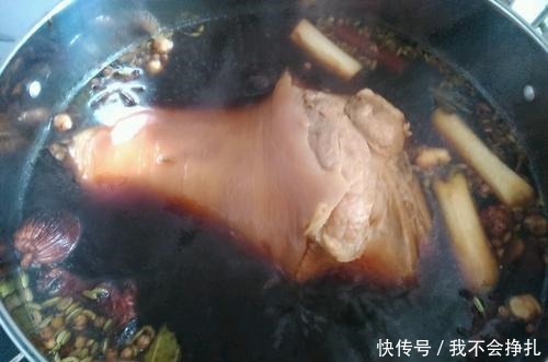  糖色|鬓边不是海棠红里面的商老板吃肘子，看馋了你没有，自己做一个吧