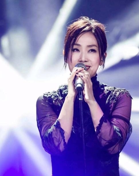 林忆莲|李宗盛女儿:6岁扇同学耳光,13岁成不良少女,如今21岁现状如何