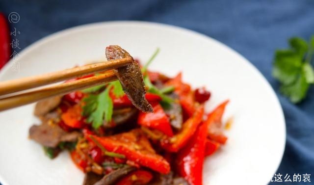 如今|猪身上的肉,就数它便宜,以前摊贩免费送,如今超市12块钱一斤