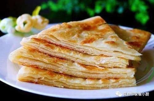 发硬|电饼铛烙饼总发硬大厨牢记这2个技巧,烙饼又香又软,层次多
