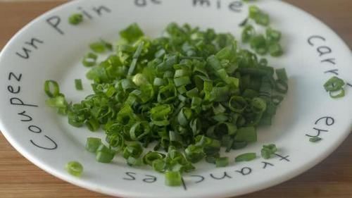 劲道|面条别再手擀了,用4根筷子做面,不用擀不用抻,劲道弹牙超过瘾