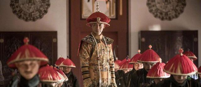 发生|从一起发生在汉朝末年的神秘事件,谈谈集体癔症