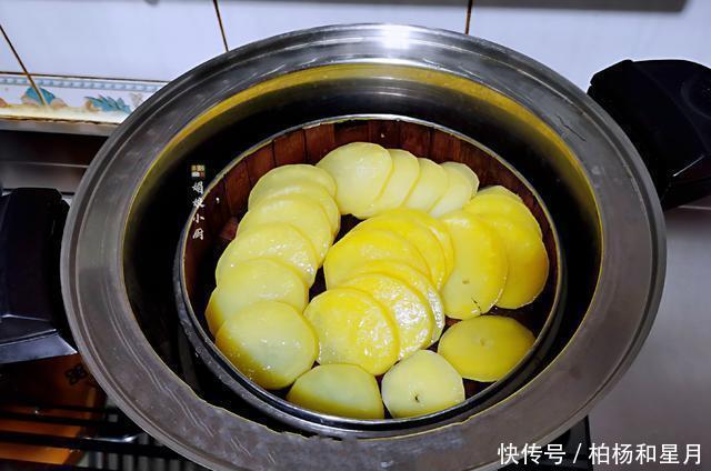 劲道|土豆新吃法,细腻爽滑,柔软又劲道,一口一个吃得过瘾又饱腹