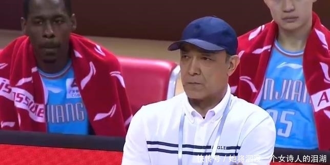 新疆队|22+26!数据很美,关键时刻却靠不住,这就是大家批评周琦的原因