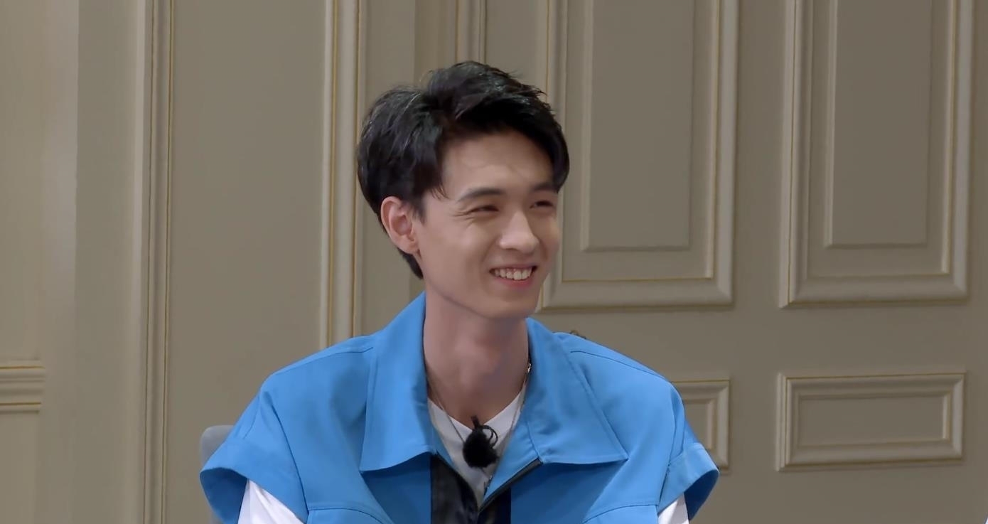 秦霄贤|德云斗笑社:秦霄贤主咖地位明显,老郭要把他捧成第二个张云雷?